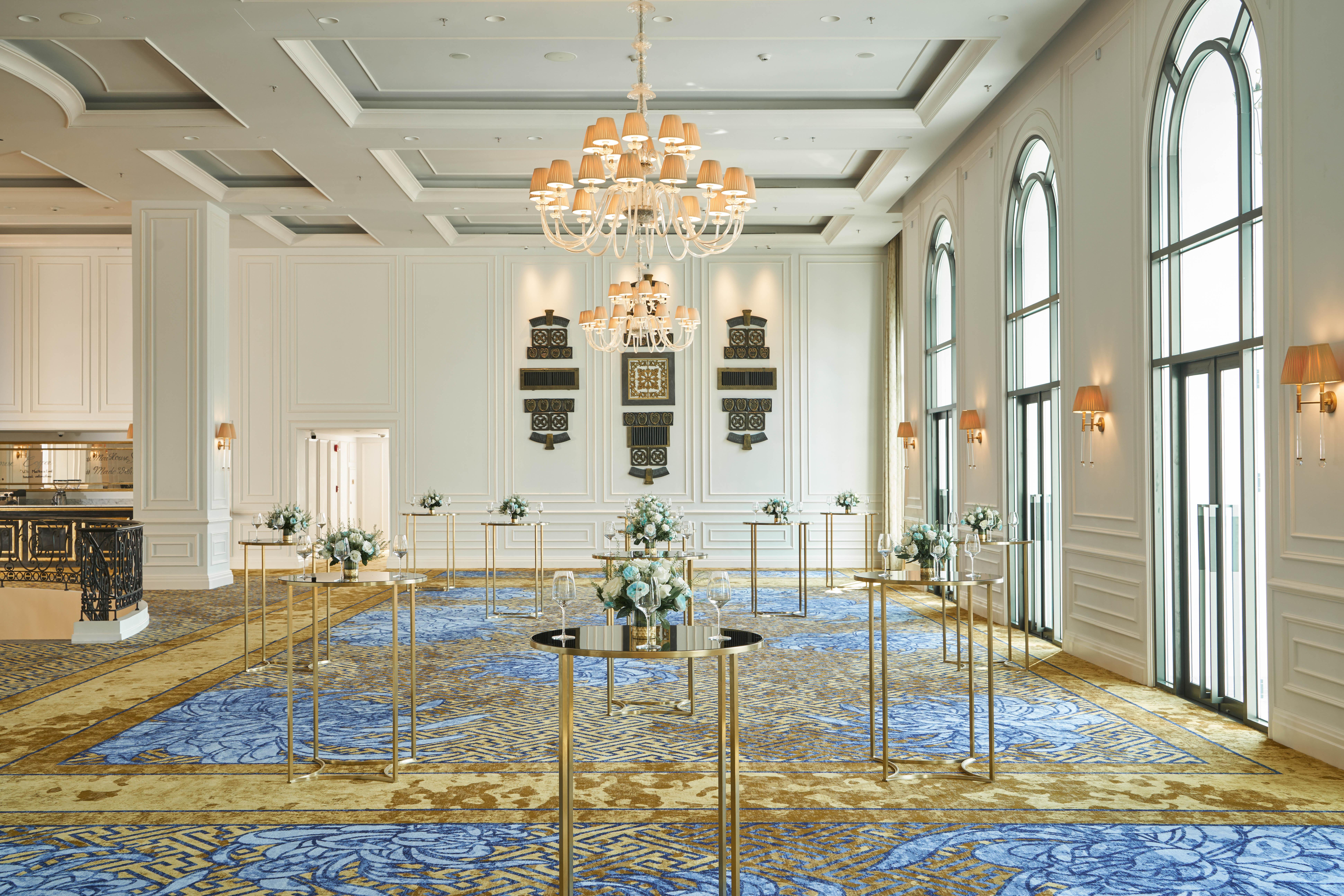 Mai House Saigon Hotel Ho Chi Minh City Bagian luar foto The interior of the ballroom