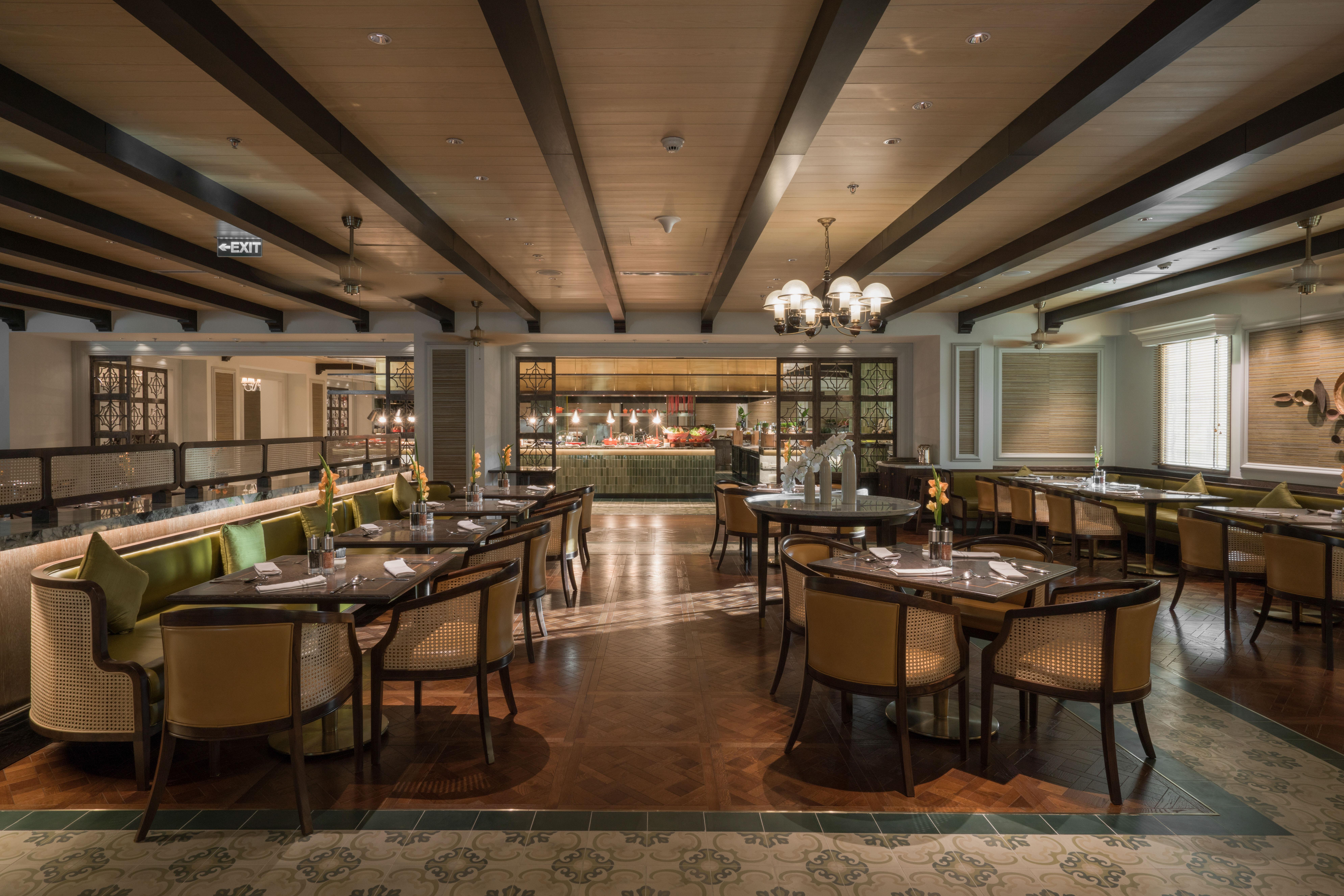 Mai House Saigon Hotel Ho Chi Minh City Bagian luar foto The interior of the restaurant
