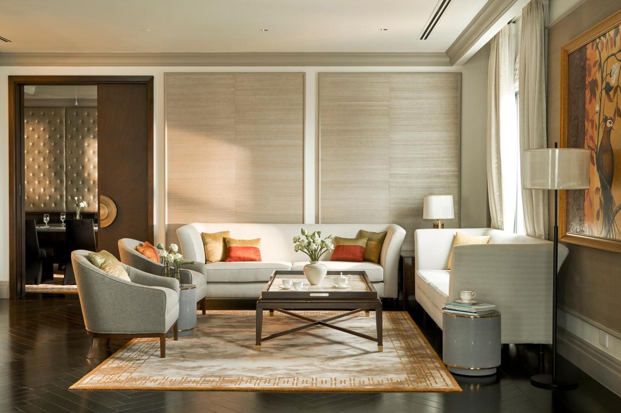 Mai House Saigon Hotel Ho Chi Minh City Bagian luar foto A living room